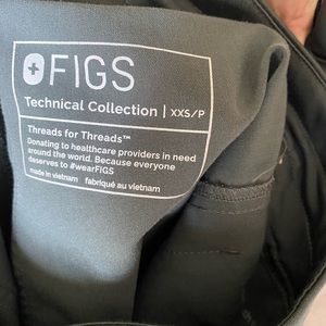 New Figs scrub pants